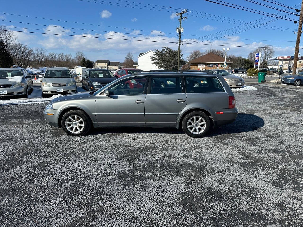 2004 Volkswagen Passat for sale at PEAK VIEW MOTORS in Mount Crawford, VA