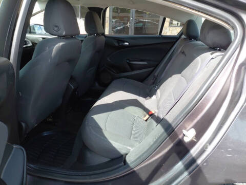 2017 Chevrolet Cruze LT Auto