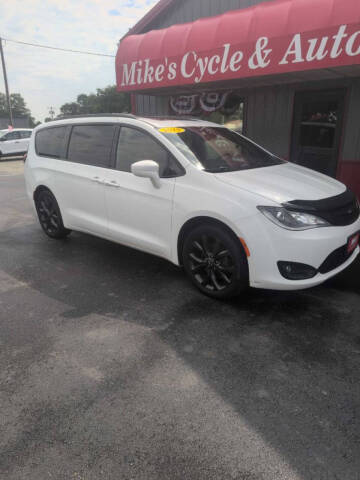 2018 Chrysler Pacifica Touring L Plus