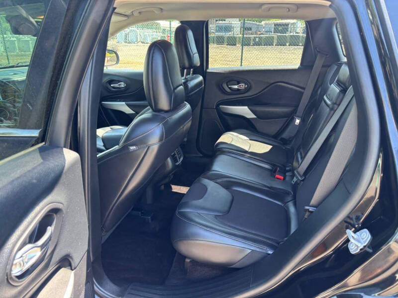 2018 Jeep Cherokee Latitude Plus