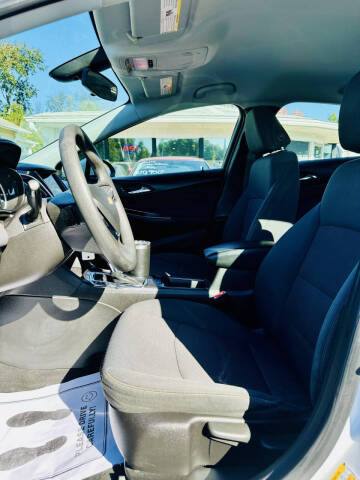 2019 Chevrolet Cruze LS