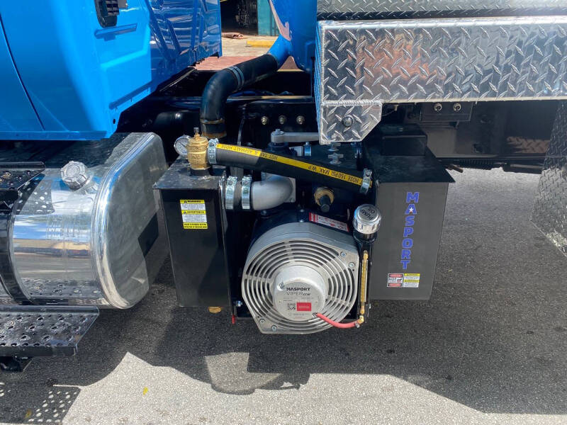 2025 International MV607