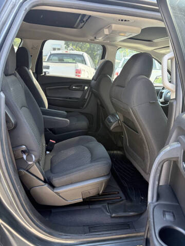 2011 Chevrolet Traverse LT