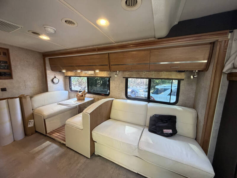 2014 Winnebago VIEW 24M
