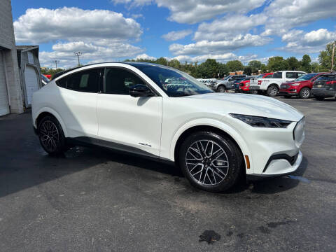 2025 Ford Mustang Mach-E Premium