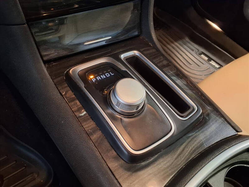 2018 Chrysler 300 Touring