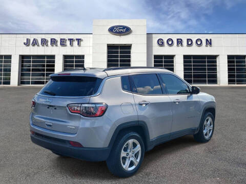 2023 Jeep Compass Latitude