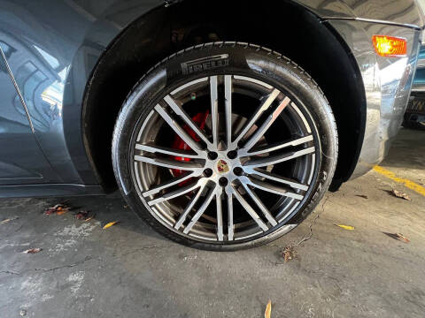 2017 Porsche Macan GTS