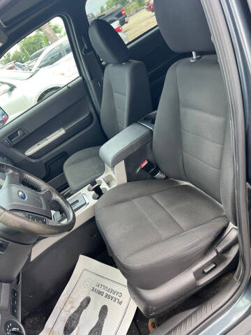 2009 Ford Escape XLT