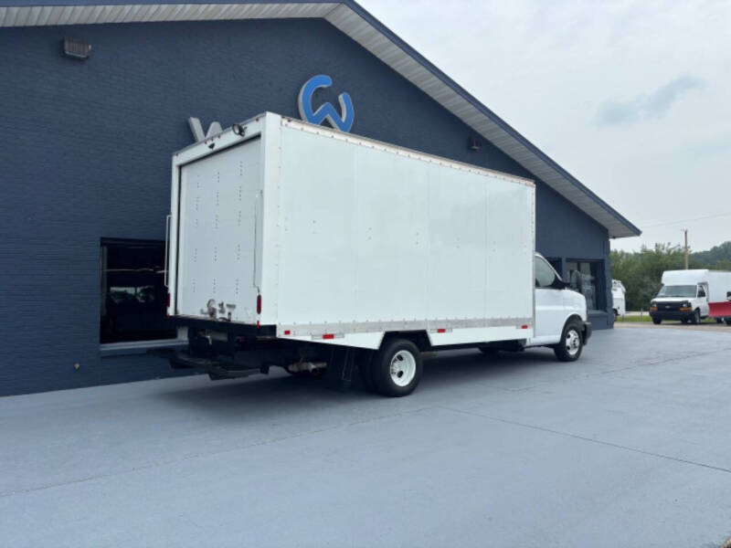 2024 Chevrolet Express Reefer Van