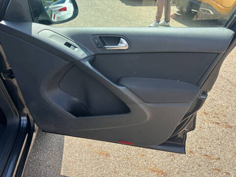 2017 Volkswagen Tiguan 2.0T S 4Motion