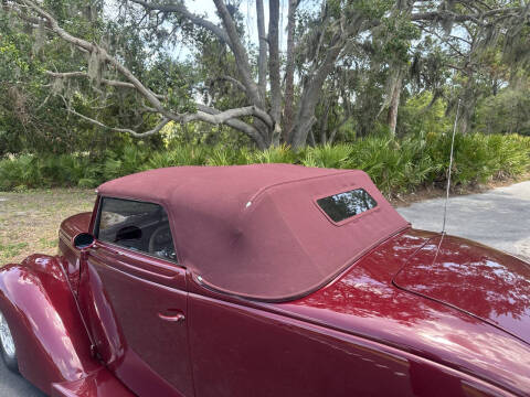 1937 Ford Cabriolet