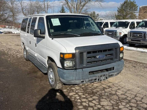 2014 Ford E-Series E-350 SD XL