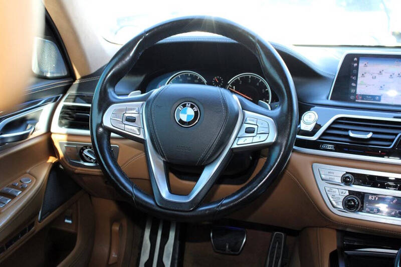 2018 BMW 7 Series 740i