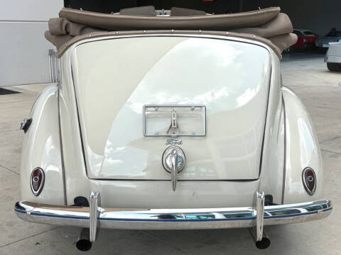 1939 Ford Deluxe