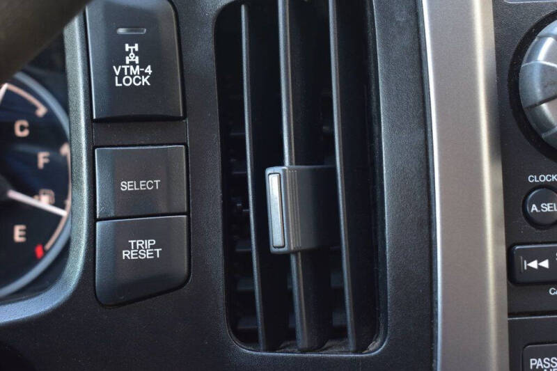 2013 Honda Ridgeline RT