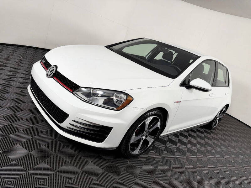 2017 Volkswagen Golf GTI S