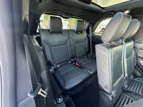 2017 Land Rover Discovery HSE Luxury