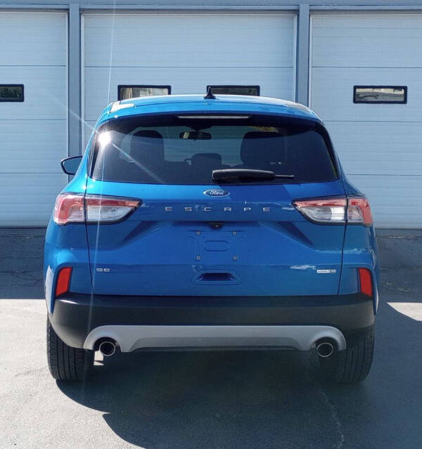 2020 Ford Escape SE