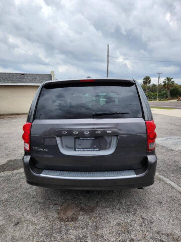 2014 Dodge Grand Caravan SE