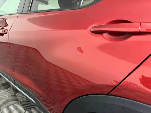 2020 Nissan Kicks SR