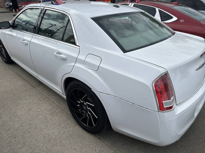 2014 Chrysler 300