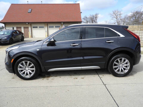 2023 Cadillac XT4 Premium Luxury