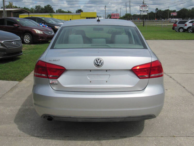 2013 Volkswagen Passat S