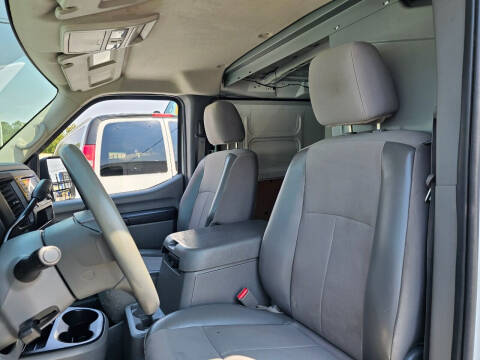 2018 Nissan NV 2500 HD SV