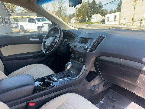 2018 Ford Edge SE