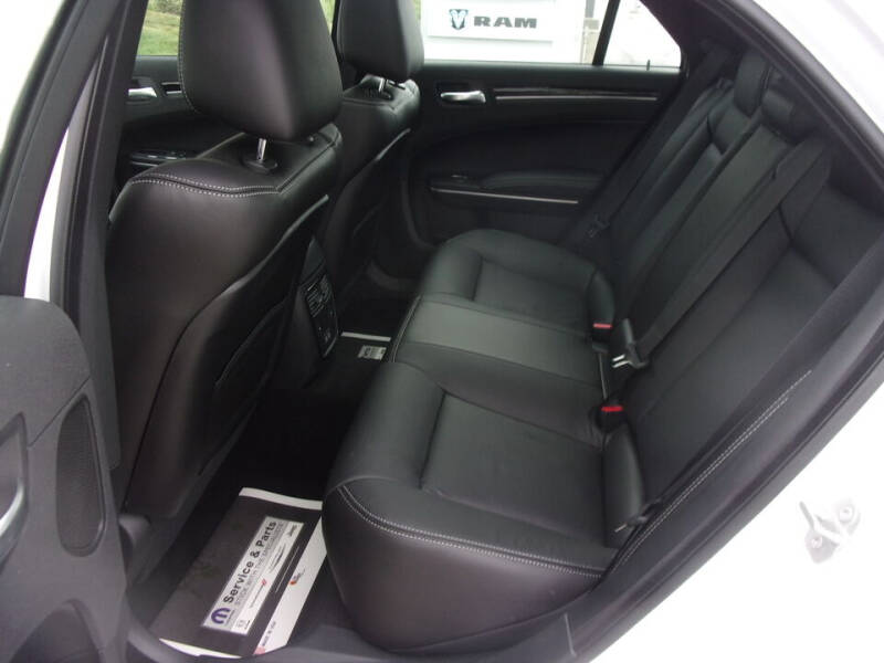 2023 Chrysler 300 S V6