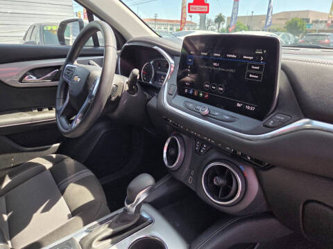 2025 Chevrolet Blazer LT