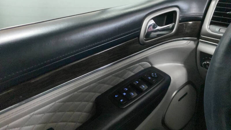 2017 Jeep Grand Cherokee Summit