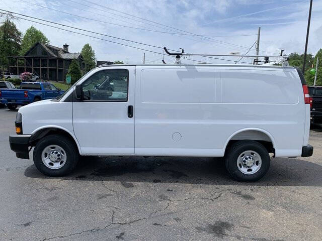 2025 Chevrolet Express 2500