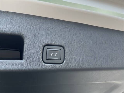 2024 Chevrolet Traverse LS