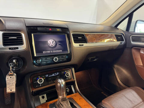 2012 Volkswagen Touareg