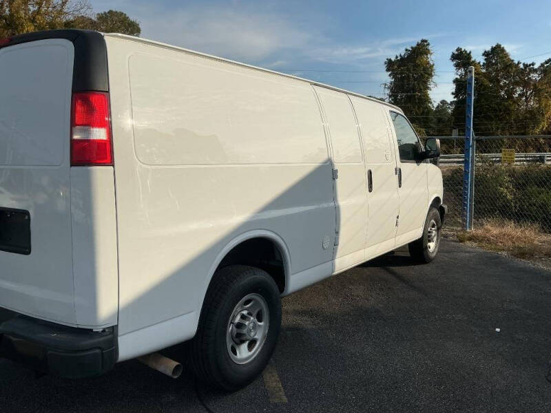 2021 Chevrolet Express 2500