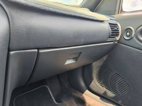 2002 Chevrolet Cavalier LS