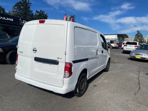 2015 Nissan NV200 SV