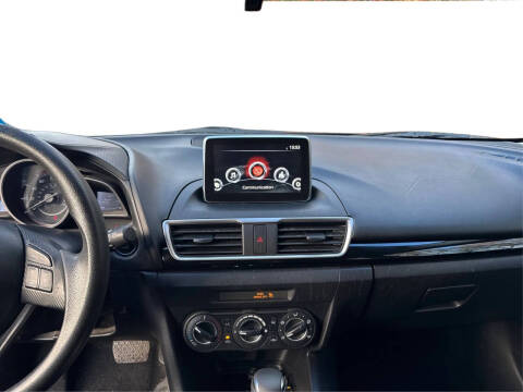 2016 Mazda MAZDA3 i Sport