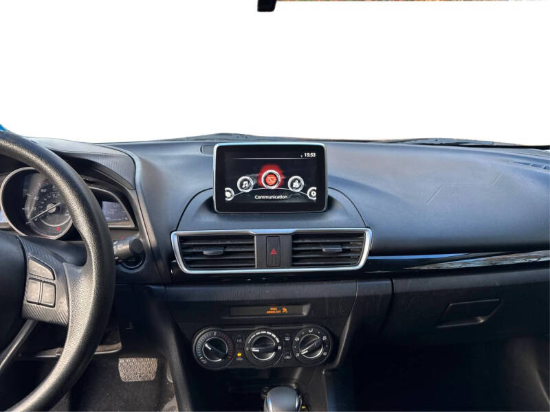 2016 Mazda MAZDA3 i Sport