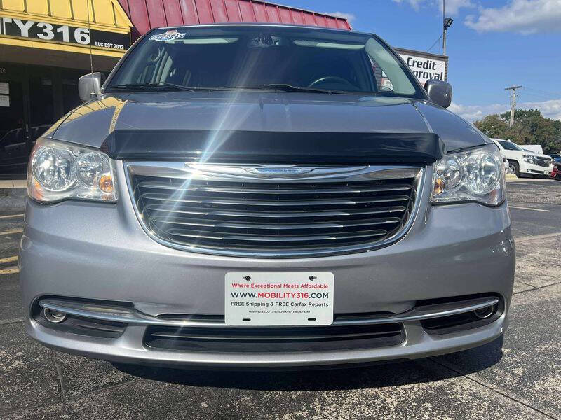 2015 Chrysler Town and Country Touring