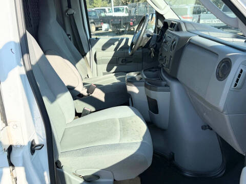 2011 Ford E-Series E-150