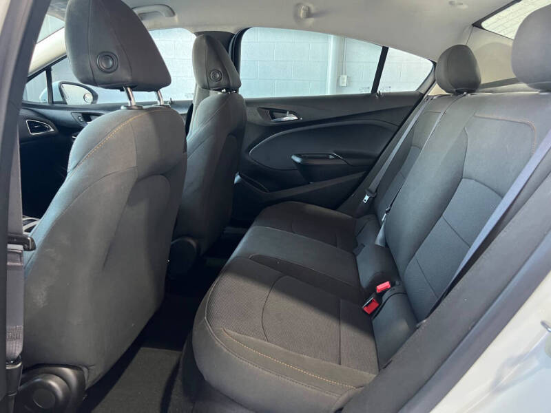 2017 Chevrolet Cruze LS Auto