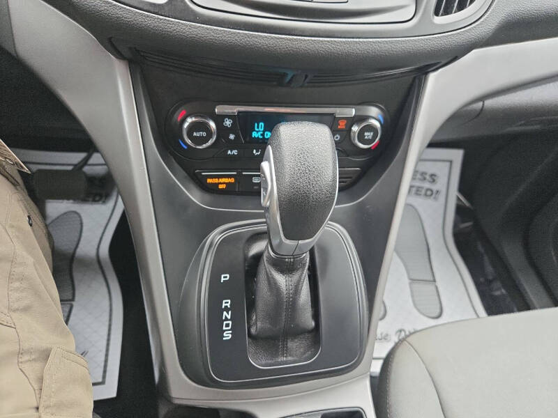 2015 Ford Escape SE