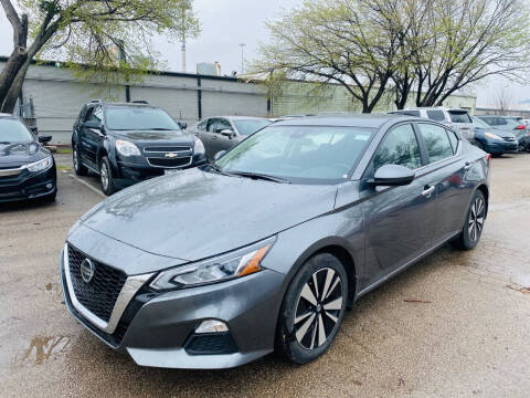 2022 Nissan Altima for sale at Makka Auto Sales in Dallas TX