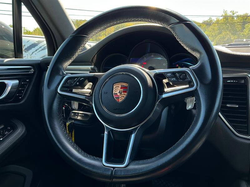 2015 Porsche Macan S