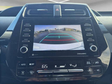 2021 Toyota Prius LE