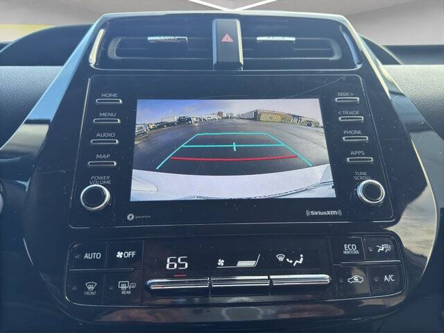 2021 Toyota Prius LE