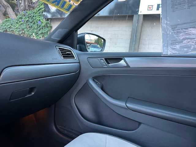 2016 Volkswagen Jetta 1.8T Sport